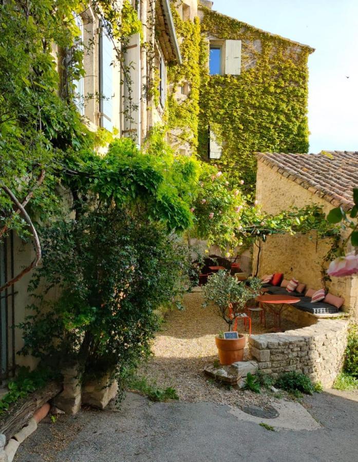 La Maison Pres De La Fontaine Saignon Dış mekan fotoğraf